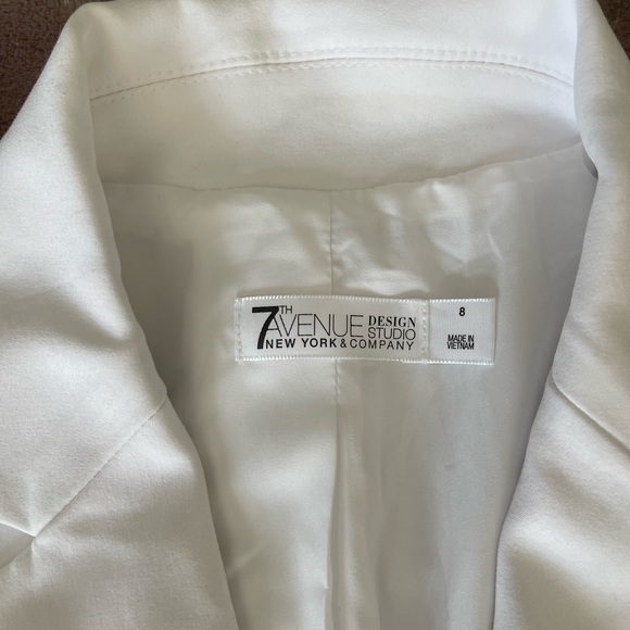 7th Ave NY & Co Crop 2 Button Short Sleeve Jacket Wooden Accent Fake Pockets - Picture 2 of 7